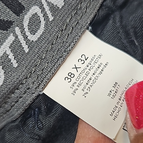 Haggar In Motion  Mens Pants.     Sz 38x32 - Picture 7 of 7